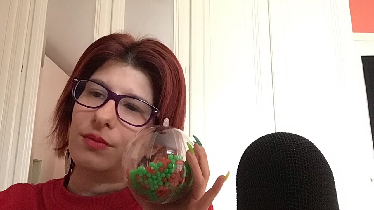 Inaudible whispering hands movements asmr ita 🥰🩷🎀