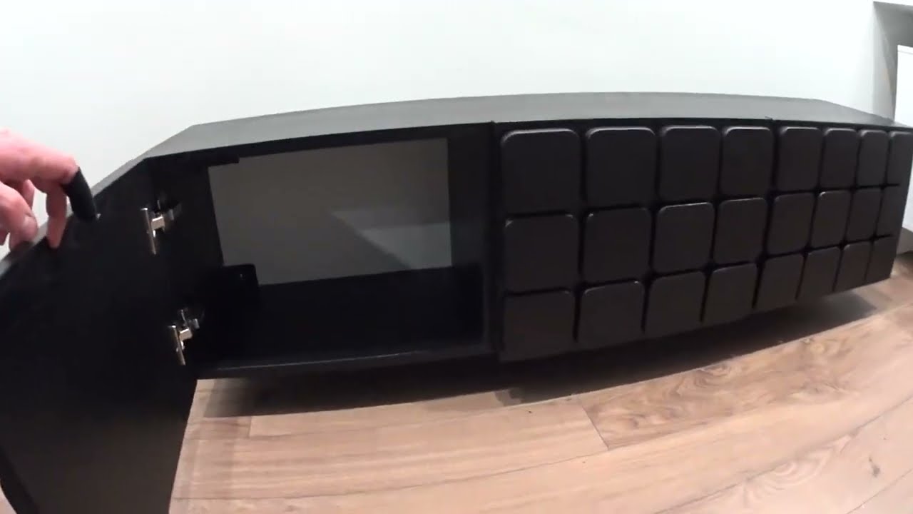 TV ТУМБА СОЗДАННАЯ AI