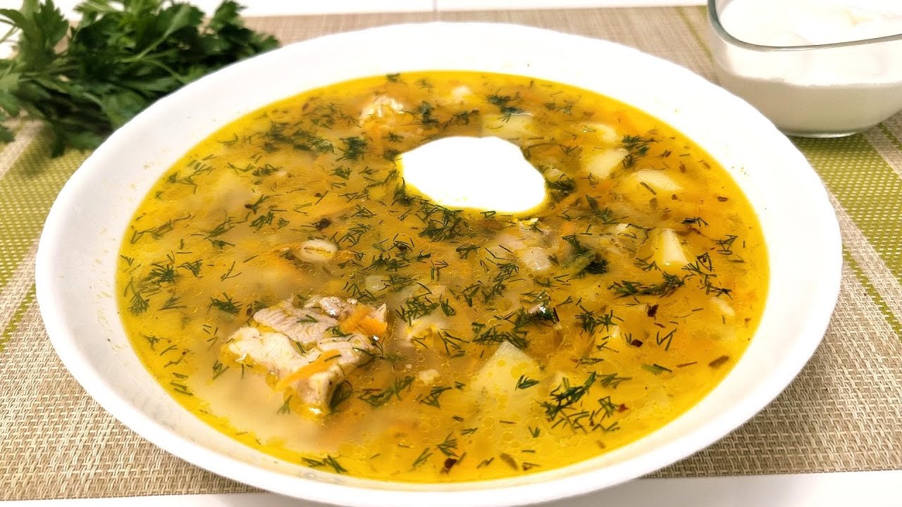 Наваристый суп РАССОЛЬНИК с перловкой и солёными огурцами.