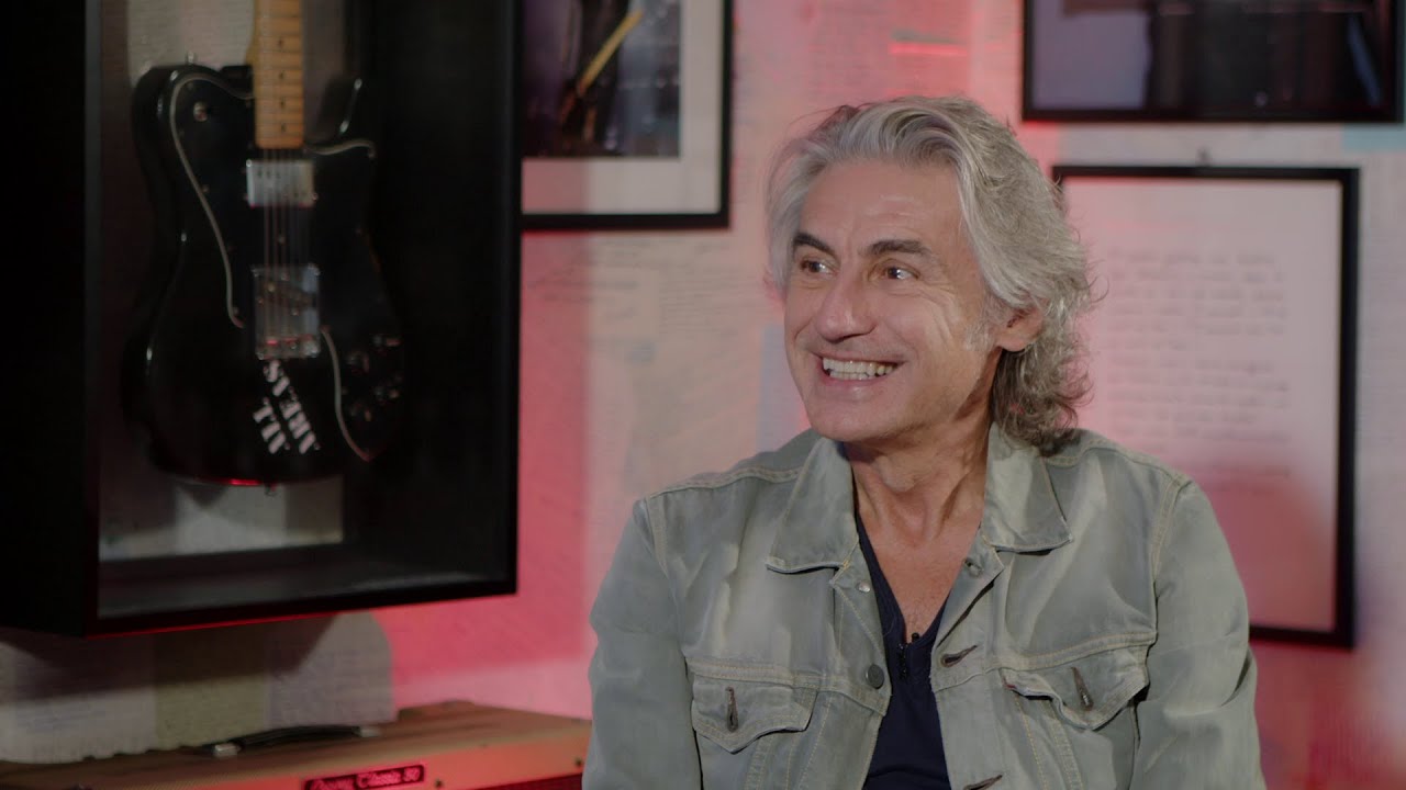 Ligabue, i testi: curiosità e aneddoti