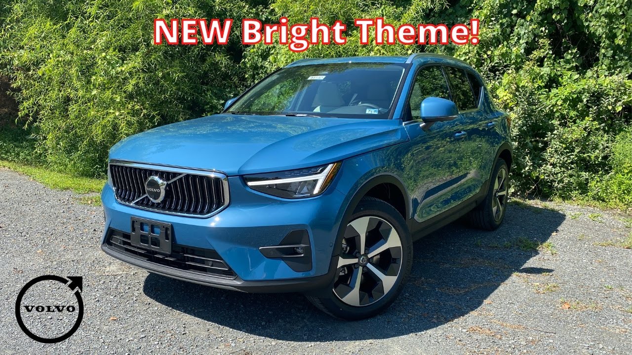 2023 Volvo XC40 B5 AWD PLUS - REVIEW and POV DRIVE! BEST Compact SUV?