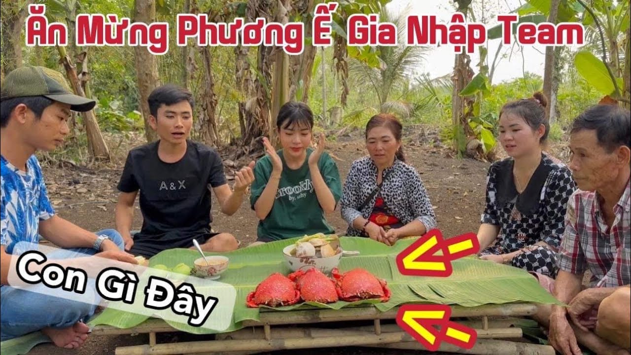 Làm bữa tiệc ăn mừng Phương Ế đã trở về nhà với Ông Bà 8