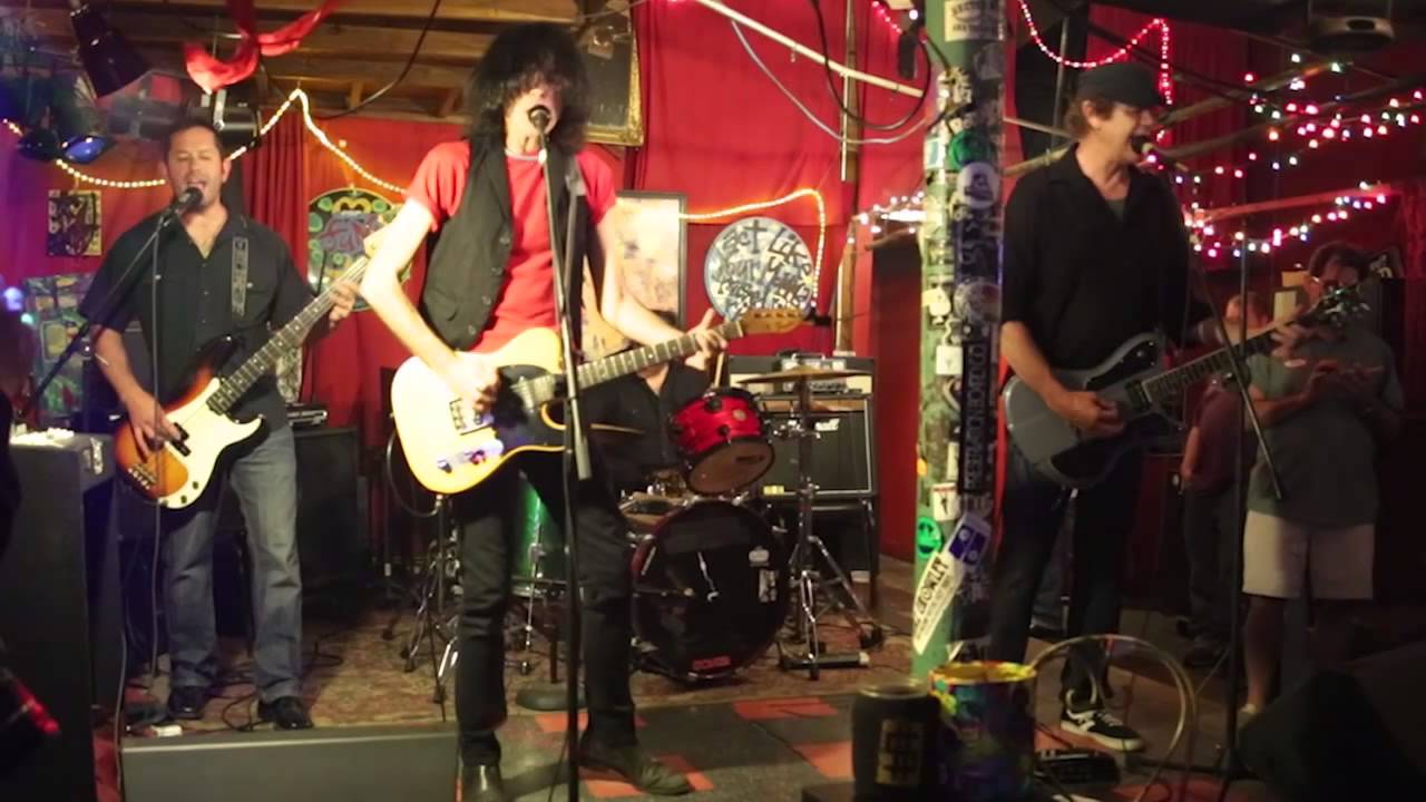The Backstabbers 02 live @ Banks St. Bar