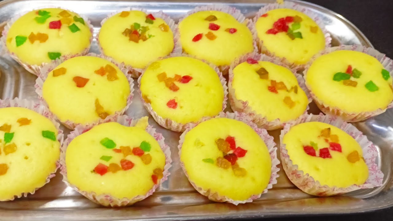 Eggless Pineapple Cup Cake | एगलेस पायनापल कप केक  #viral #baking #homemade #cupcakes #tasty #fyp