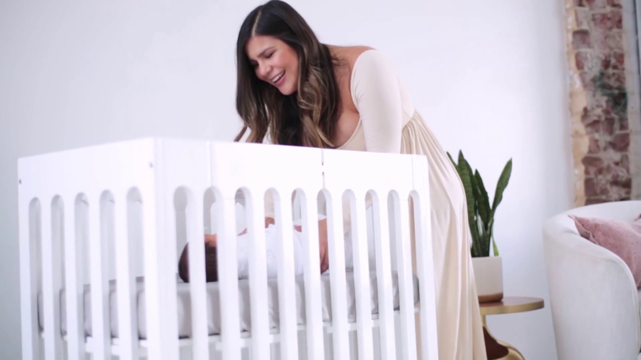 Meet the Bloom Alma Mini Crib