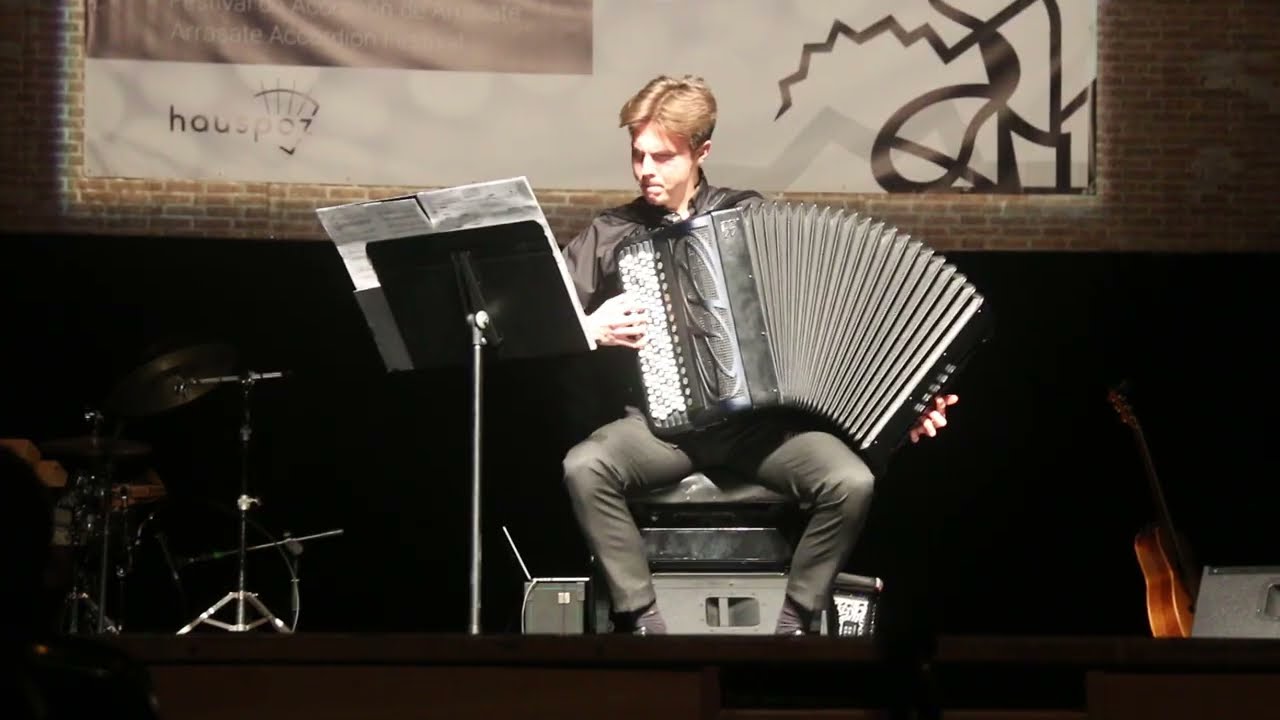 Vladimir Stupnikov, 'Arrasate Hiria'ko txapelduna