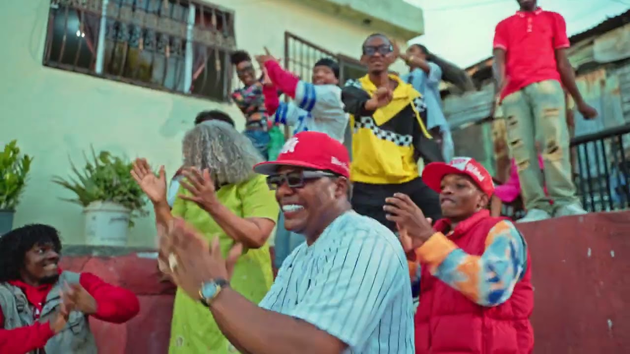 @MarkyO-Oficial  y @MarthaCandelaOficial - Arriba de Dios No Vive Nadie (Video Oficial)