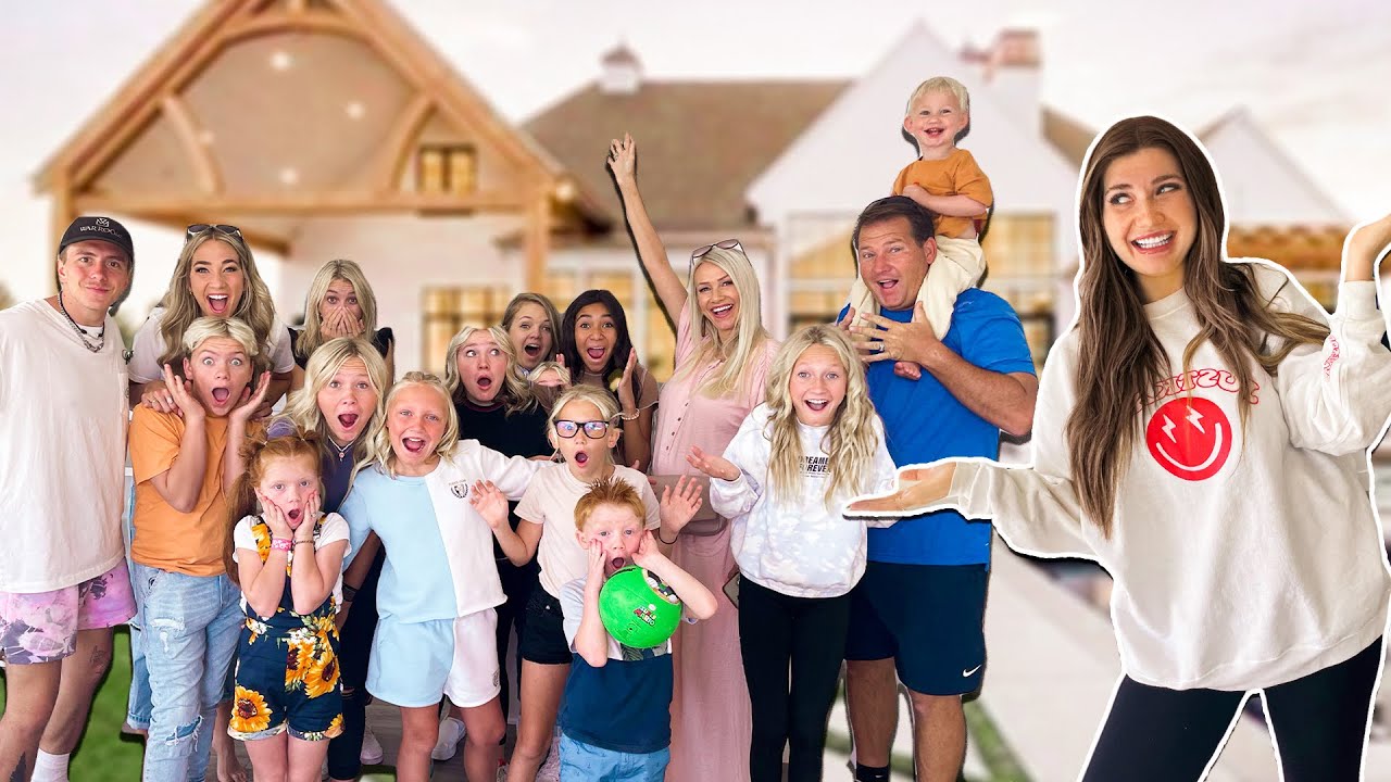 My FAMiLY reacts to our NEW HOUSE for the first time! *ALL 16 kids*