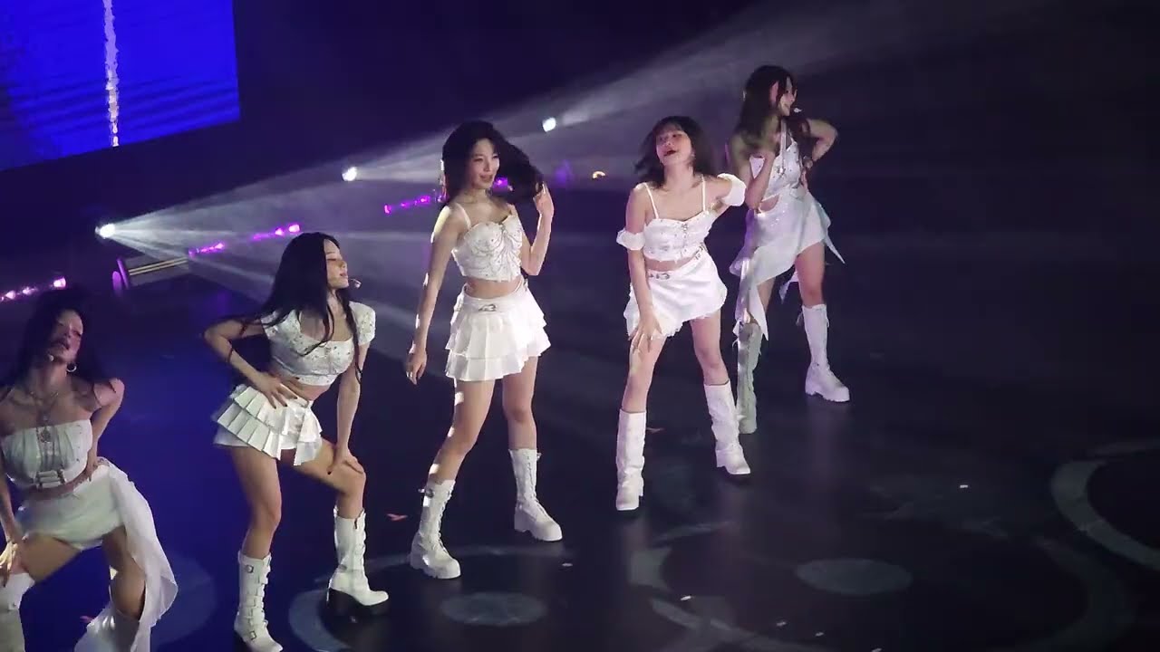 250826 fromis_9 WORLD TOUR [NOW TOMORROW.] in New York - REBELUTIONAL