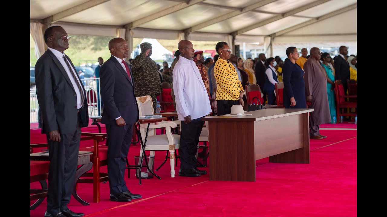 Conheça o trabalho de excelência do Presidente de Uganda, Yoweri Museveni