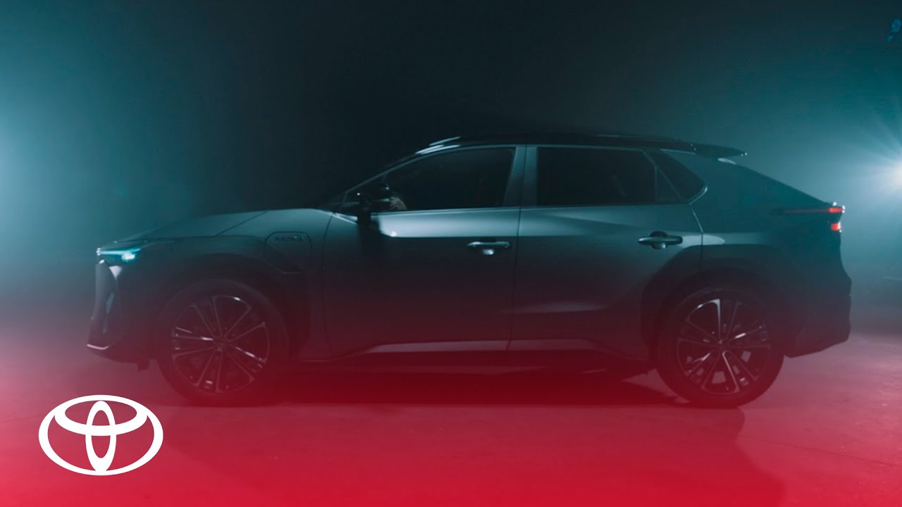 Nuevo Toyota bZ4X 100% eléctrico. No es lo que esperas, es mejor.