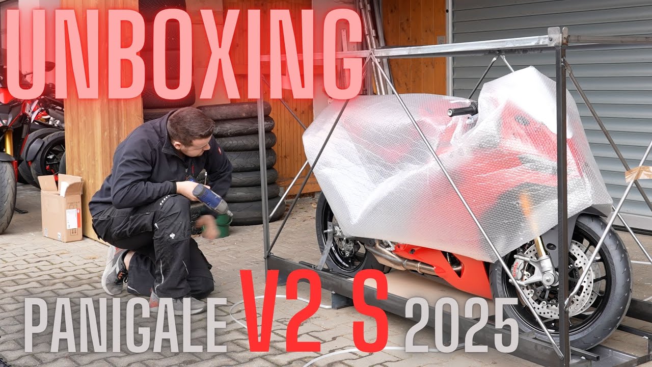 🔥 Unboxing & erster Eindruck: Die NEUE Ducati Panigale V2S (2025) – Perfekt für Anfänger? 🔥