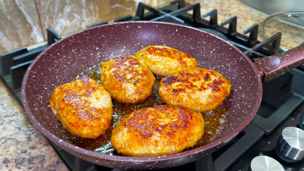 Как ВКУСНО и ПРАВИЛЬНО приготовить Котлеты! Сочные и Нежные Котлеты из Куриного Фарша!