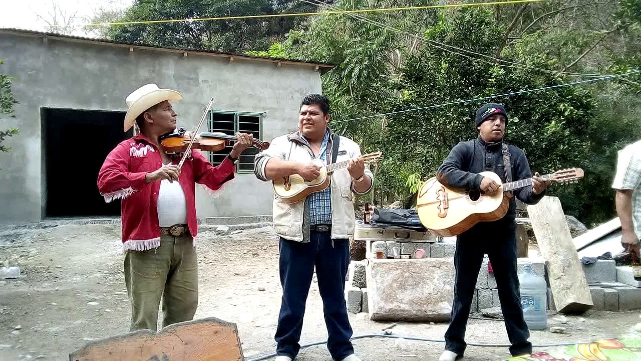 Retinto Hidalguense ft.Trio Arroyo Blanco