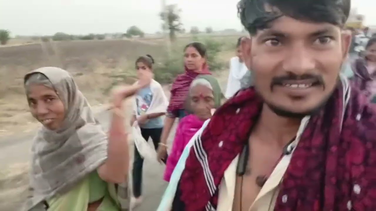 જય ચામુંડા માં 🚩 ચોટીલા હાલીને જાવાની મોજ નાના મોટા સૌ 👣🚩