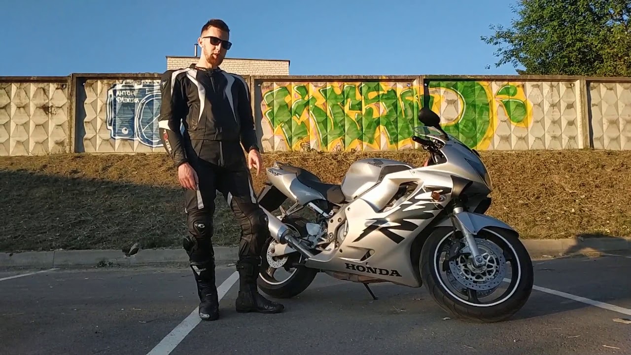 Обзор легенды мотопрома  Honda cbr600 f4