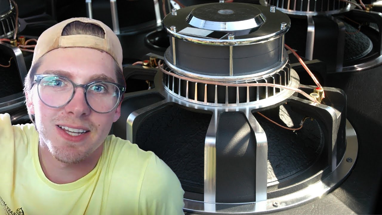 Does a SUBWOOFER make your car speakers LOUDER? CAR AUDIO COMPARISON!
