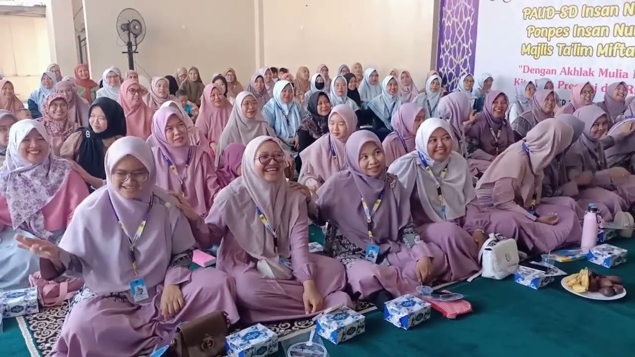 Parenting Persembahan komite 2025