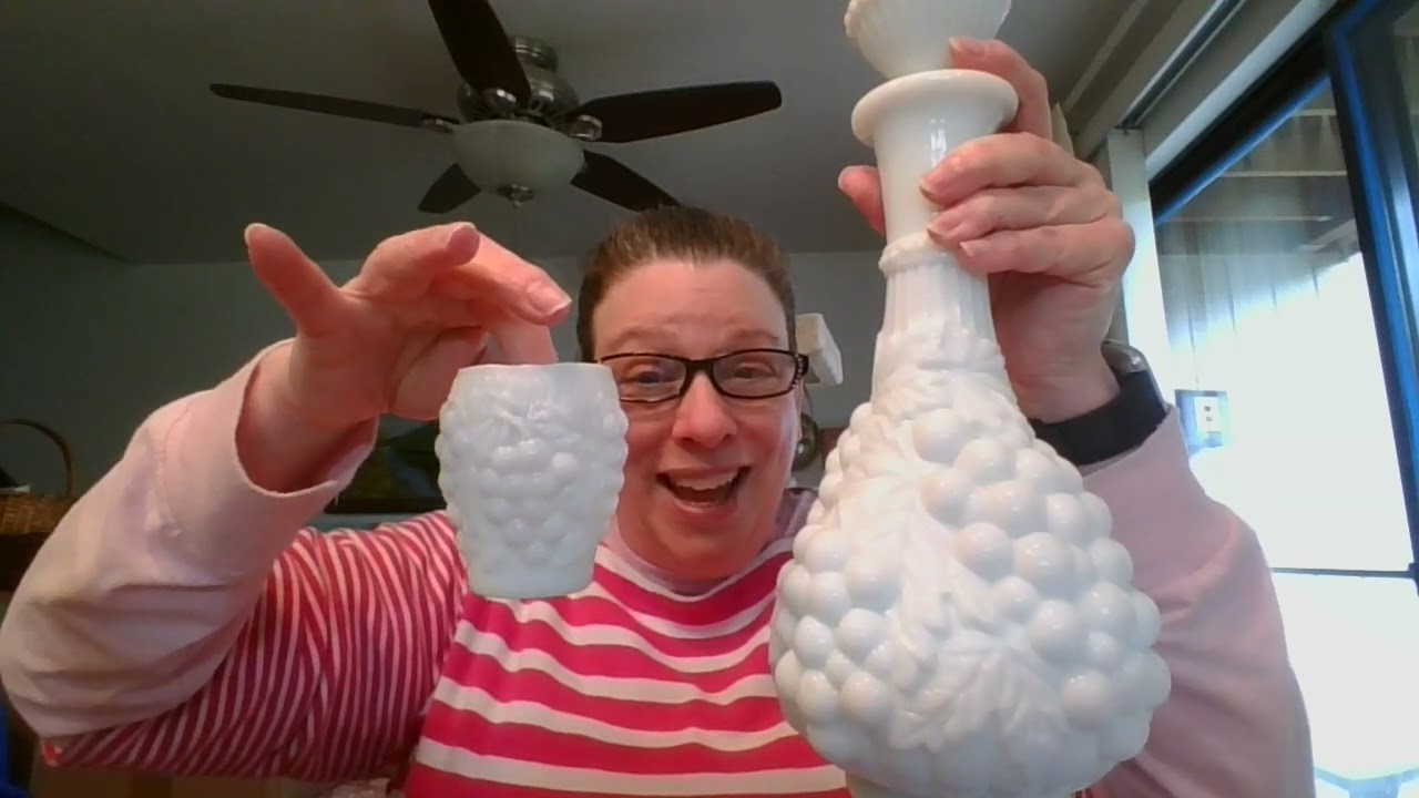 Estate Sale Haul | Uranium Glass | Fenton | Viking | Milk Glass | 3/15/22