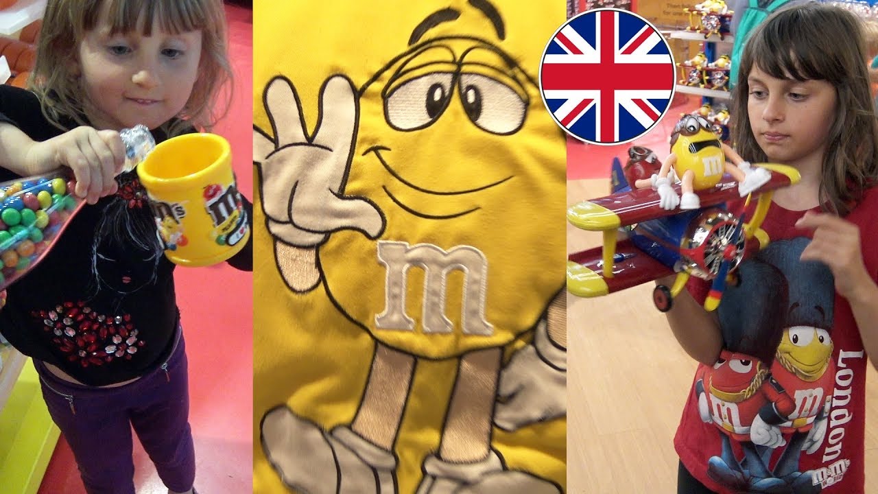 LE PLUS GRAND M&M'S WORLD DU MONDE !! • Studio Bubble Tea