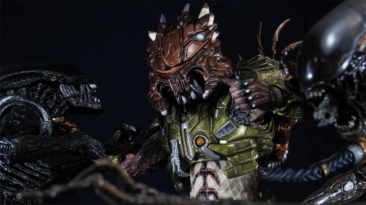 NECA (Kenner) Spiked Tail Predator Action Figure Review