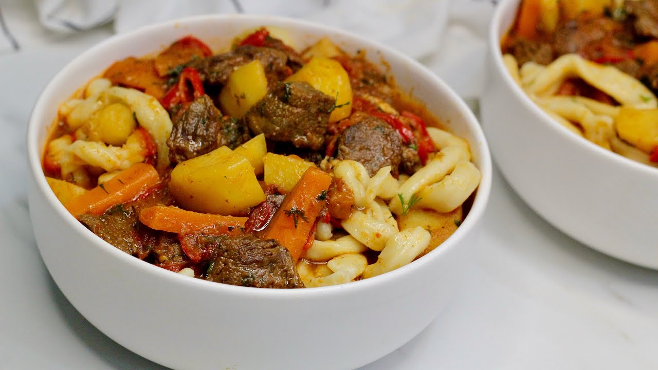 LAGMAN - ein Meisterwerk der orientalischen Küche. Klassisches Rezept für Fleisch-Lagman und Nudeln