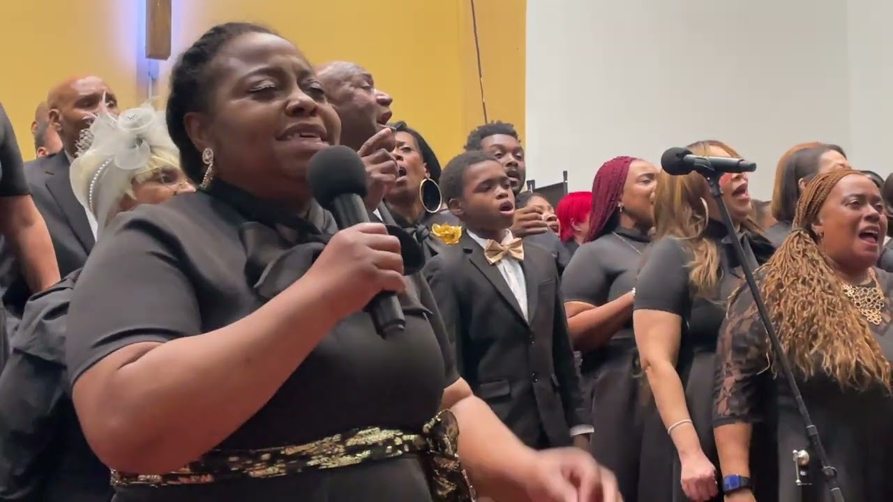 Wednesday Sings - For God so Loved the World - Dec13, 2024