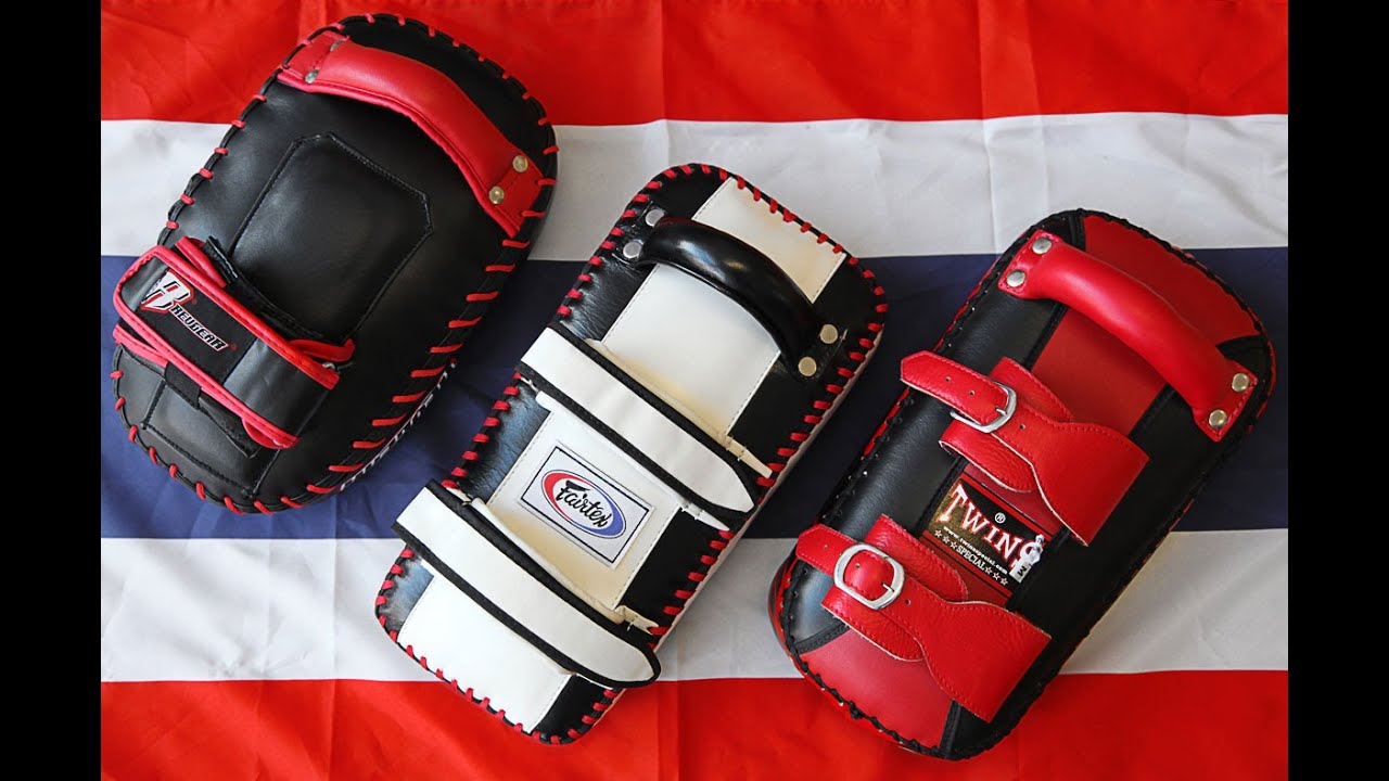 THAI KICK PADS COMPARED & REVIEWED Fairtex, Twins & Revgear