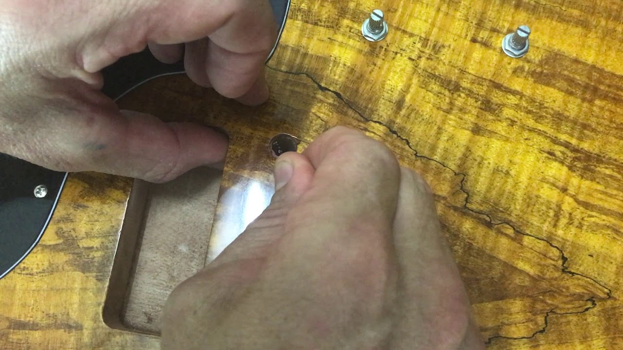 Установка опор для гитары Wraparound Bridge и заземляющего провода | Набор для самостоятельной сб...