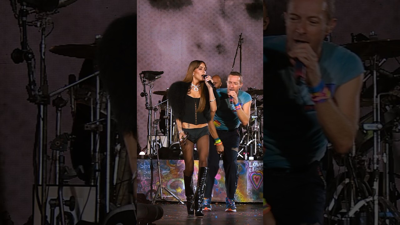 TINI canta &ldquo;We Pray&rdquo; con Coldplay en Dubl&iacute;n