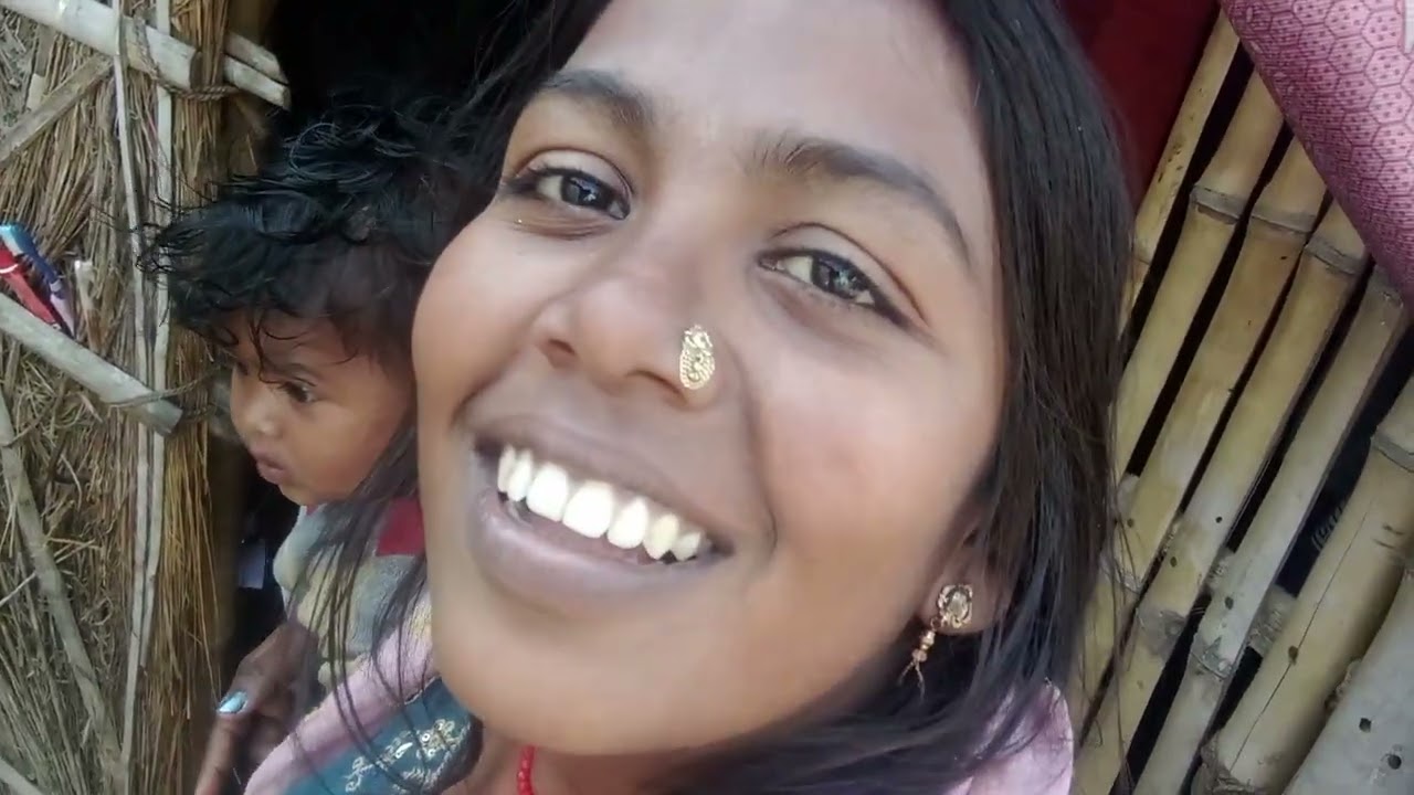 Gaon ke sarson mein