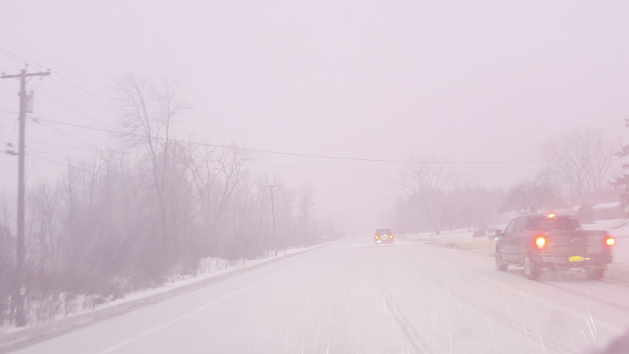 RARE Severe Winter Thunderstorm with 1