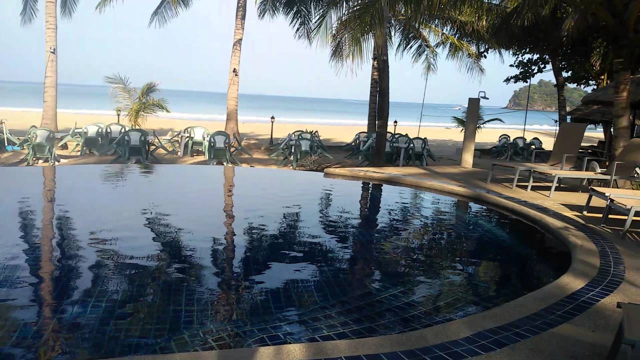 Noble House beach Resort 2016 Ao Nang beach Koh Lanta Thailand breakfast