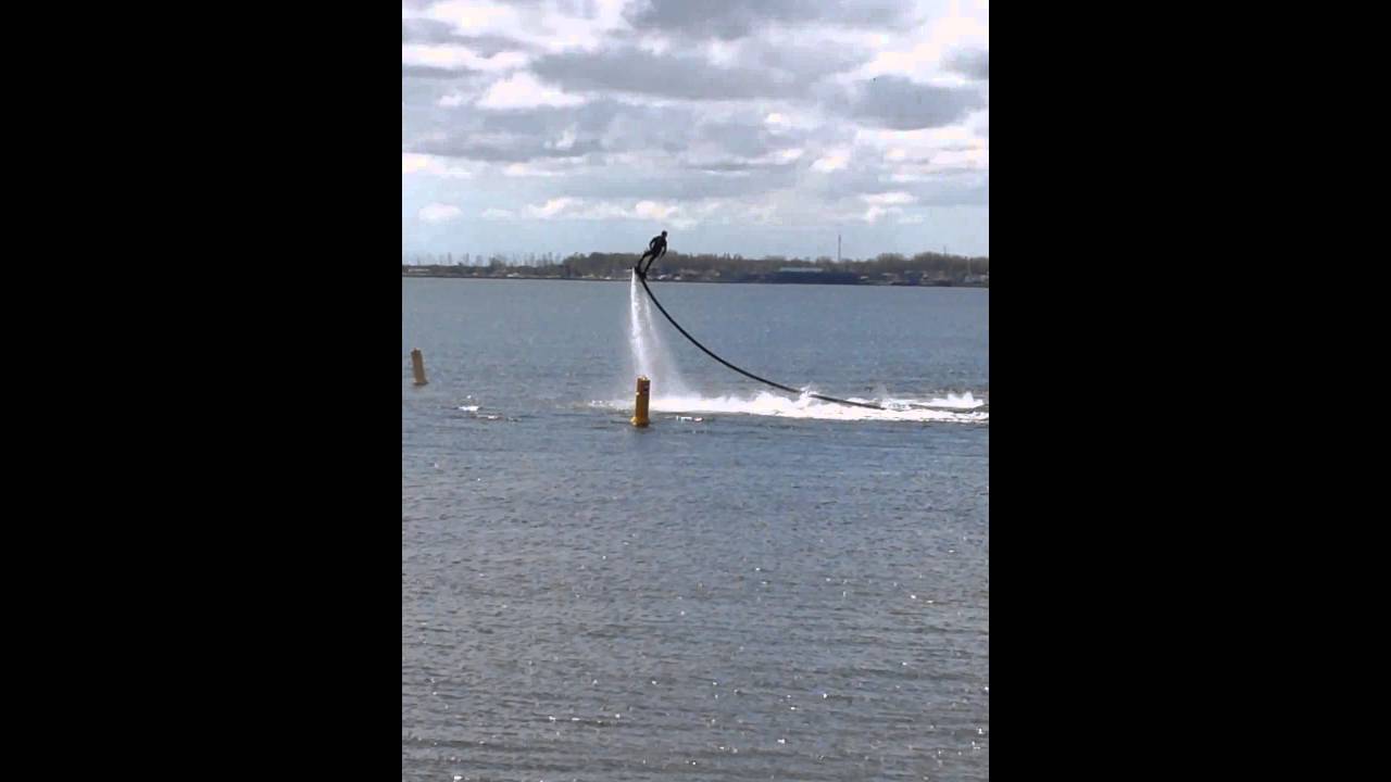 Flyboarden op het Haringvliet