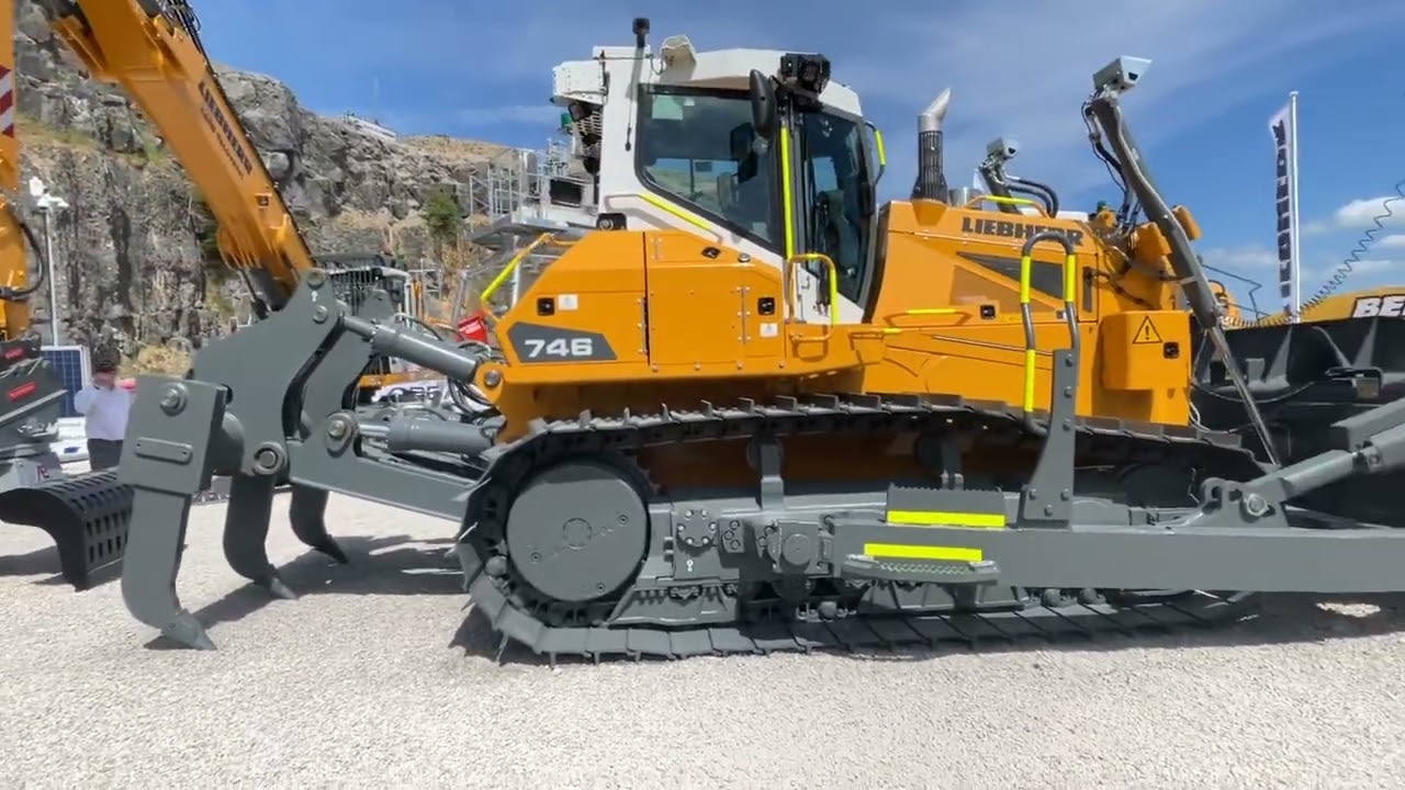 Walk around the Liebherr Stand at Hillhead 2022
