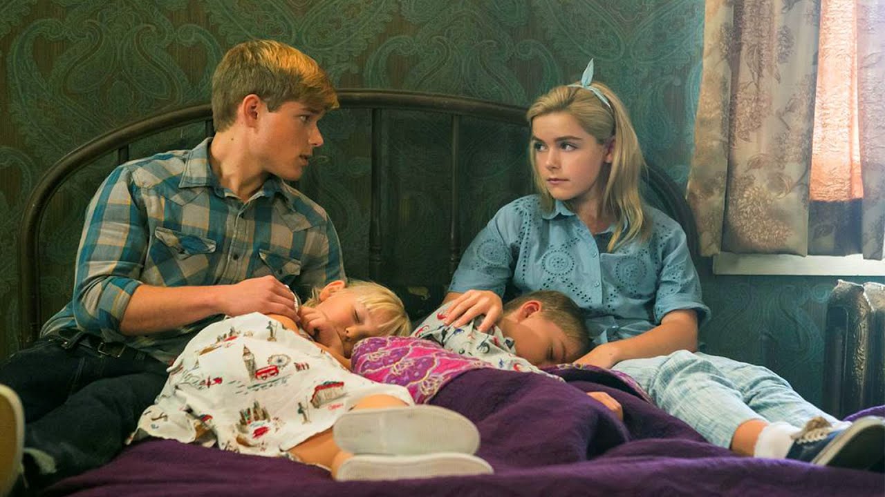 Братья и сестры годами заперты на чердаке, чтобы скрыть семейный заговор | ЦВЕТЫ НА ЧЕРДАКЕ