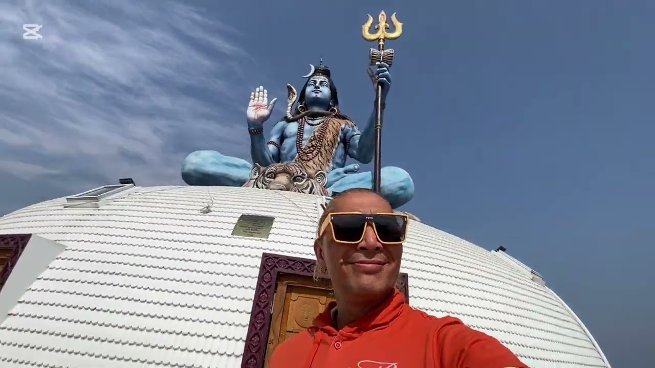 आजको दिन पोखराको शिव मन्दिर जाँदै 