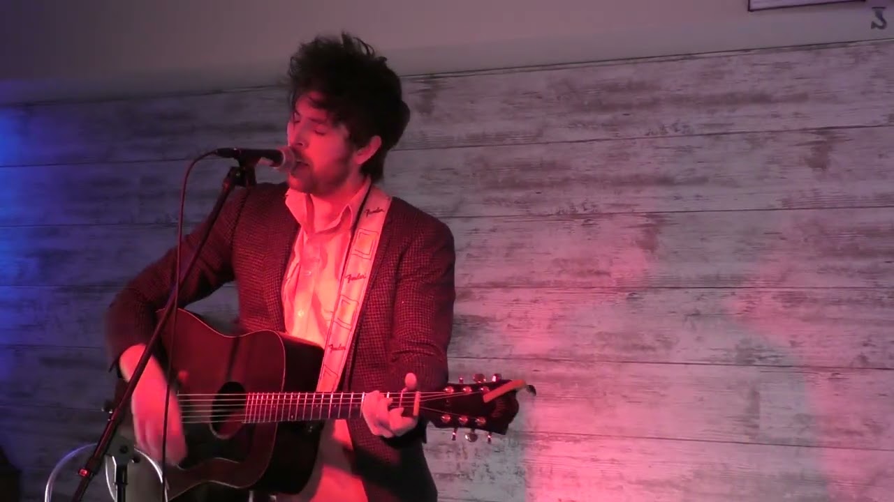 Brett Newski w/Thea Vorass-Boxer live in Hartland, WI 1-16-26