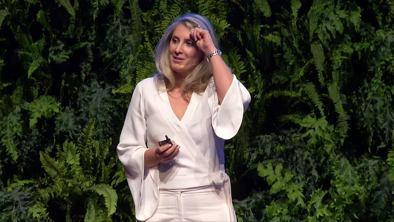 O Trabalho não é sem querer, é de propósito! | Geovana Donella | TEDxSaoPauloSalon