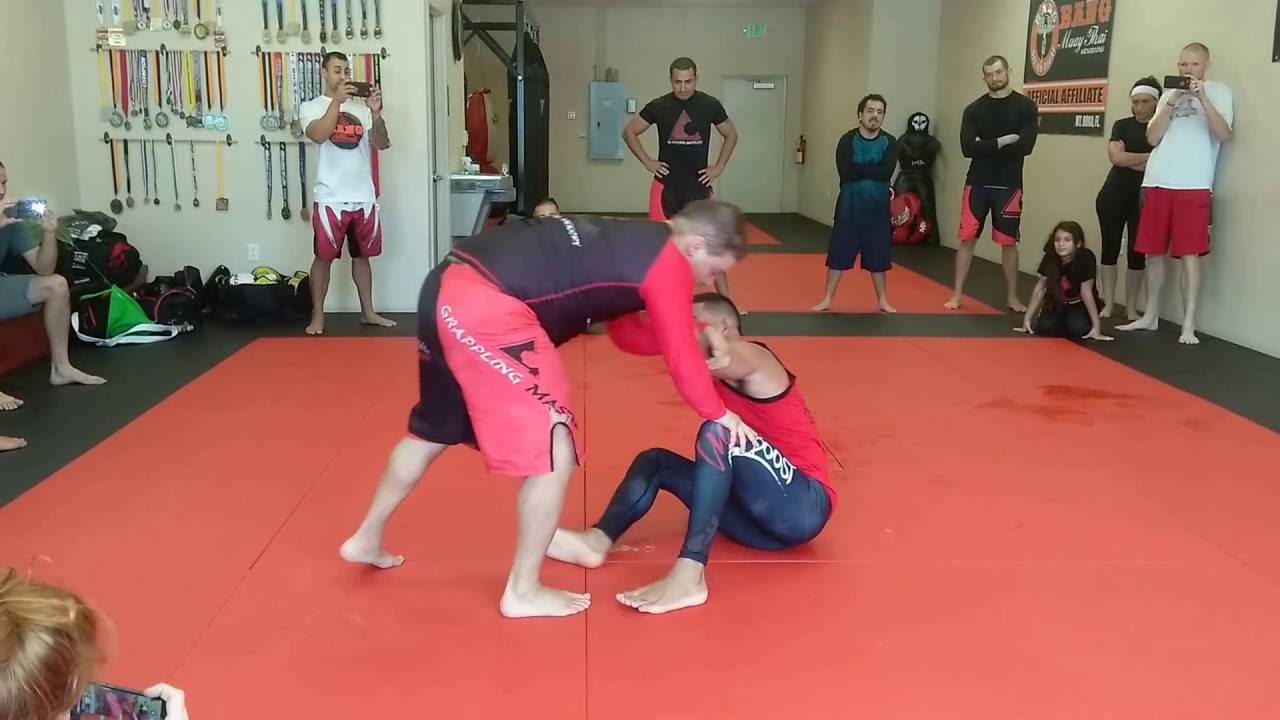UFC Fighter, Jim Alers rolls with Grappling Mastery's Brian Ruscio