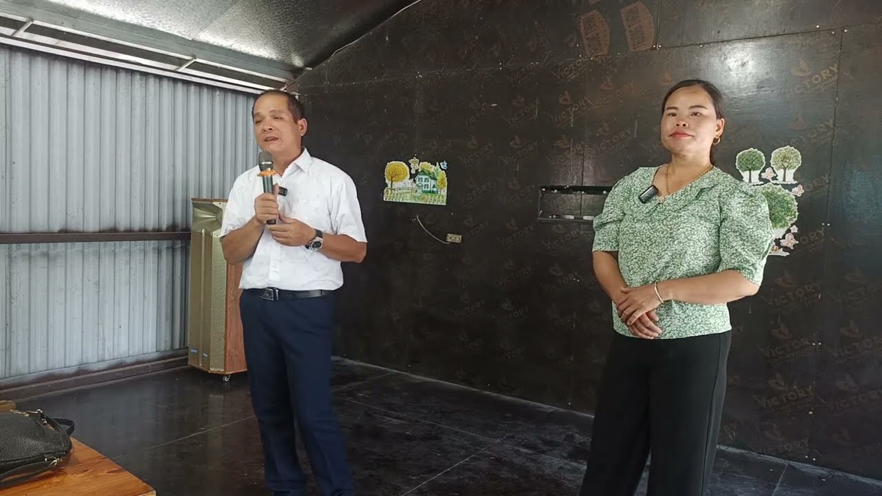 đi chơi m 2/9 gặp nhau giao lưu văn nghệ nhằm gìn giữ bản sắc dân tộc x chuyền hà hằng b diễn