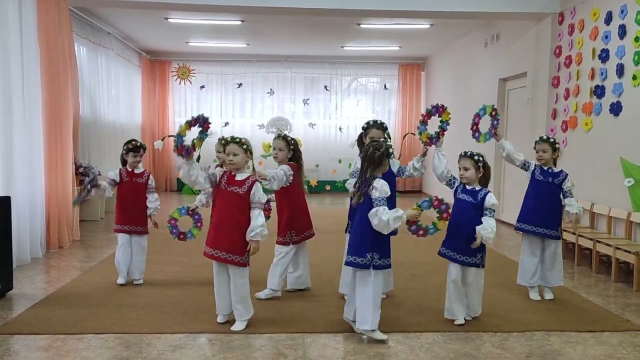 Танець з віночками