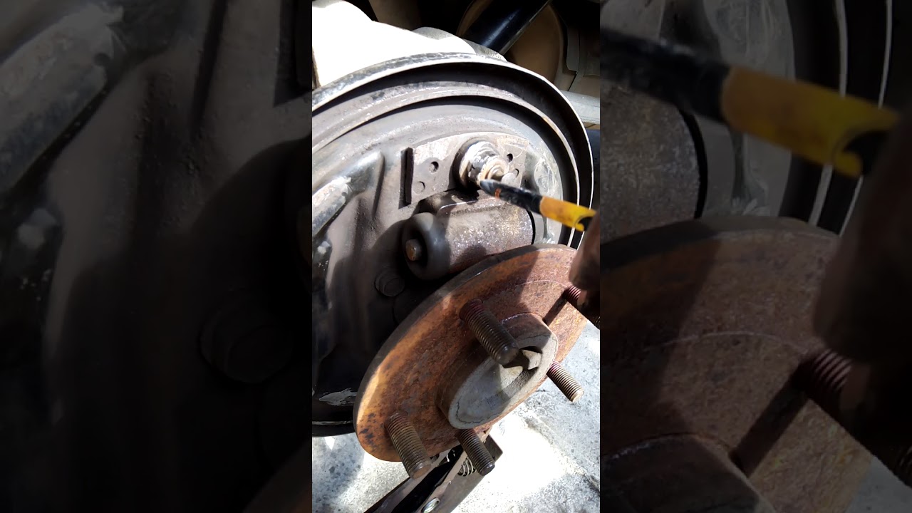 Astro van safari rear brakes stuck problem while driving