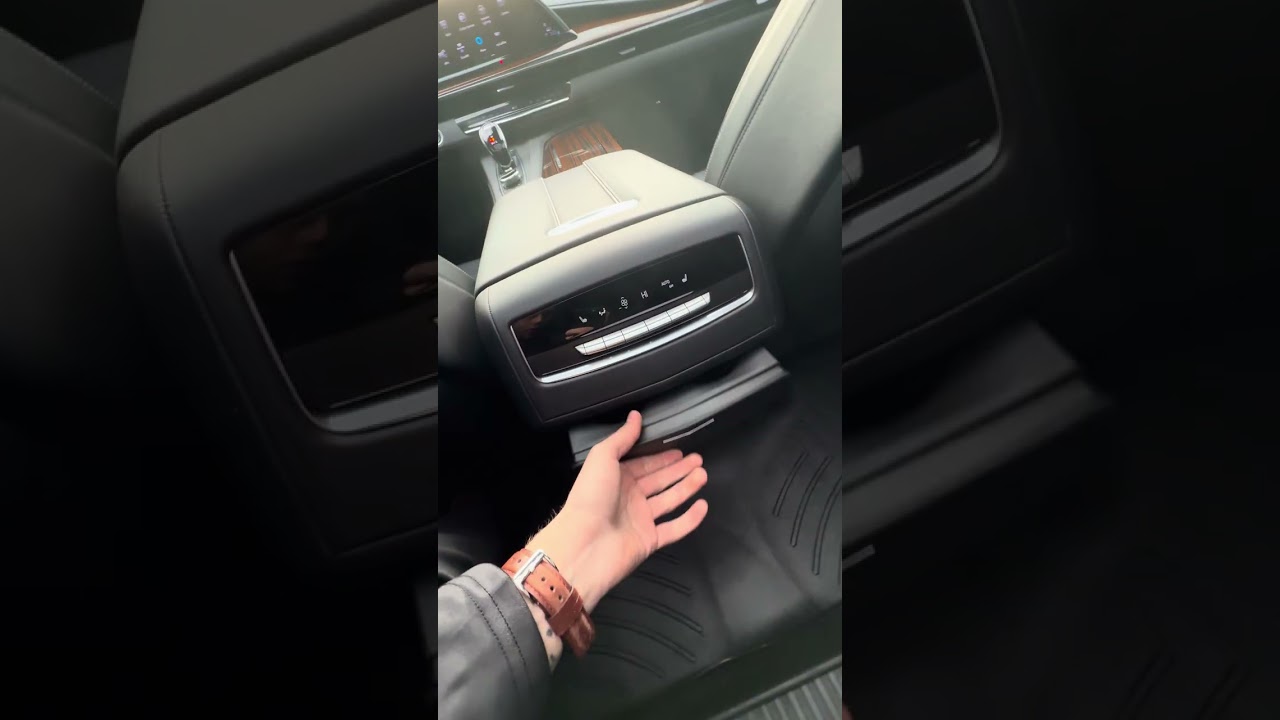 2022 Cadillac Escalade Premium Luxury Walkaround