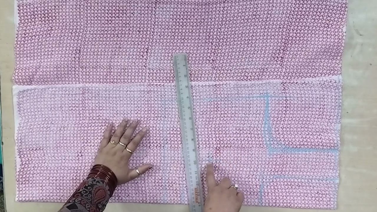 Bujurg mahila ka blouse kaise banaye#fashion#trending#stitching#dy#design#viral#soundarya#choudhary 