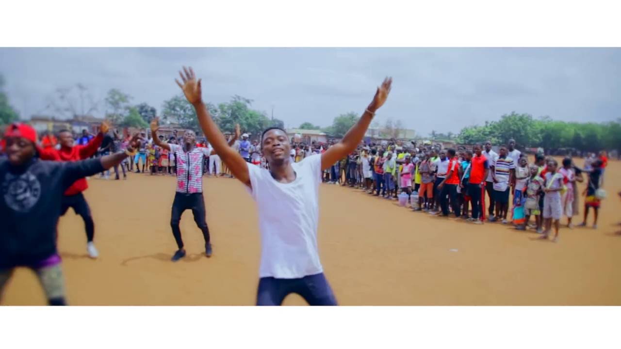 JULIANO ft FUGA BOY(Ayina ziguegue)clip by FAMOUS PEOPLE