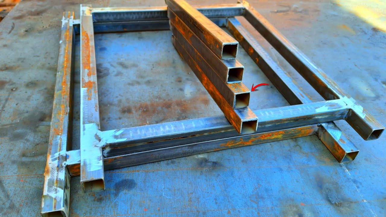 كيفية صنع طاولة (كوافوزات) بجانب السرير حديدية، How to make an iron bedside table فن اللحام