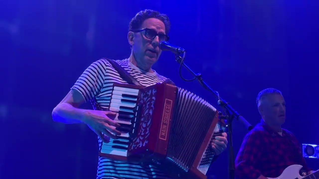 TMBG 