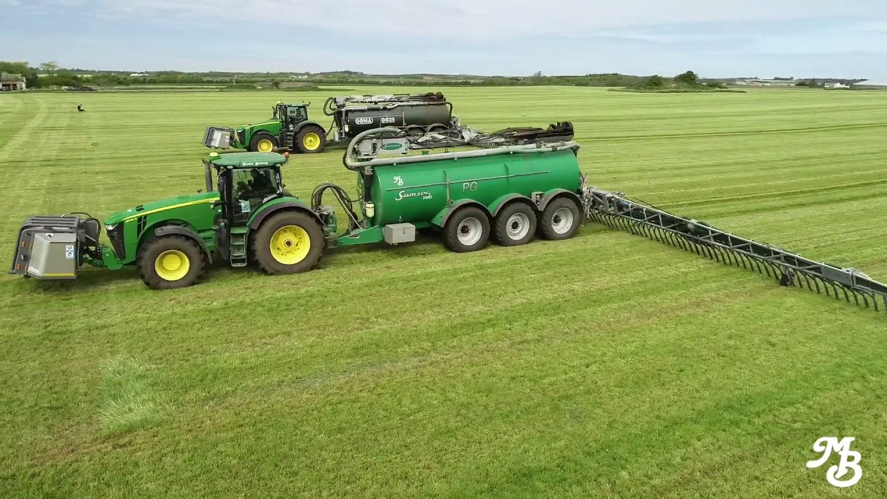 2 x gyllevogne på græs