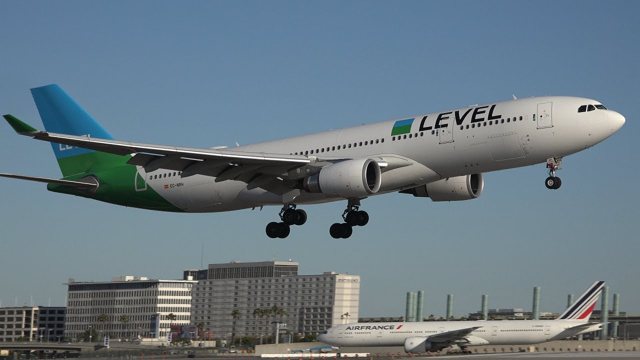 LEVEL Airlines Airbus A330-200 landing at Los Angeles (LAX/KLAX)